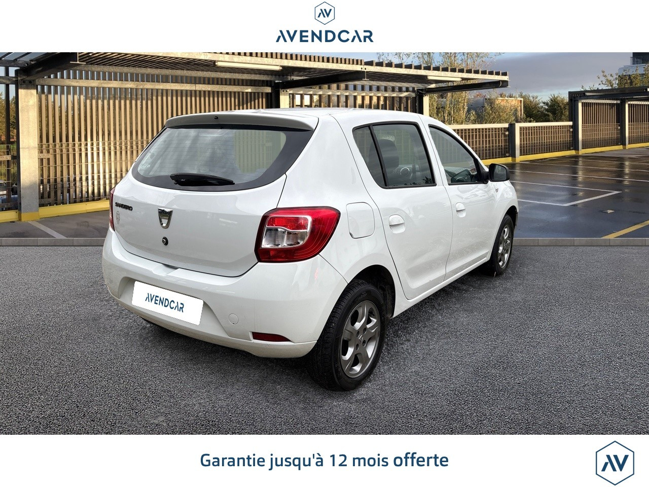 
                                                Voiture
                                                 SANDERO 1.2 75 SERIE LIMITEE 10ans SUREQUIPEE
