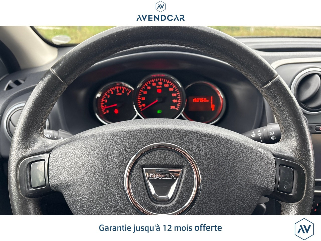 
                                                Voiture
                                                 SANDERO 1.2 75 SERIE LIMITEE 10ans SUREQUIPEE