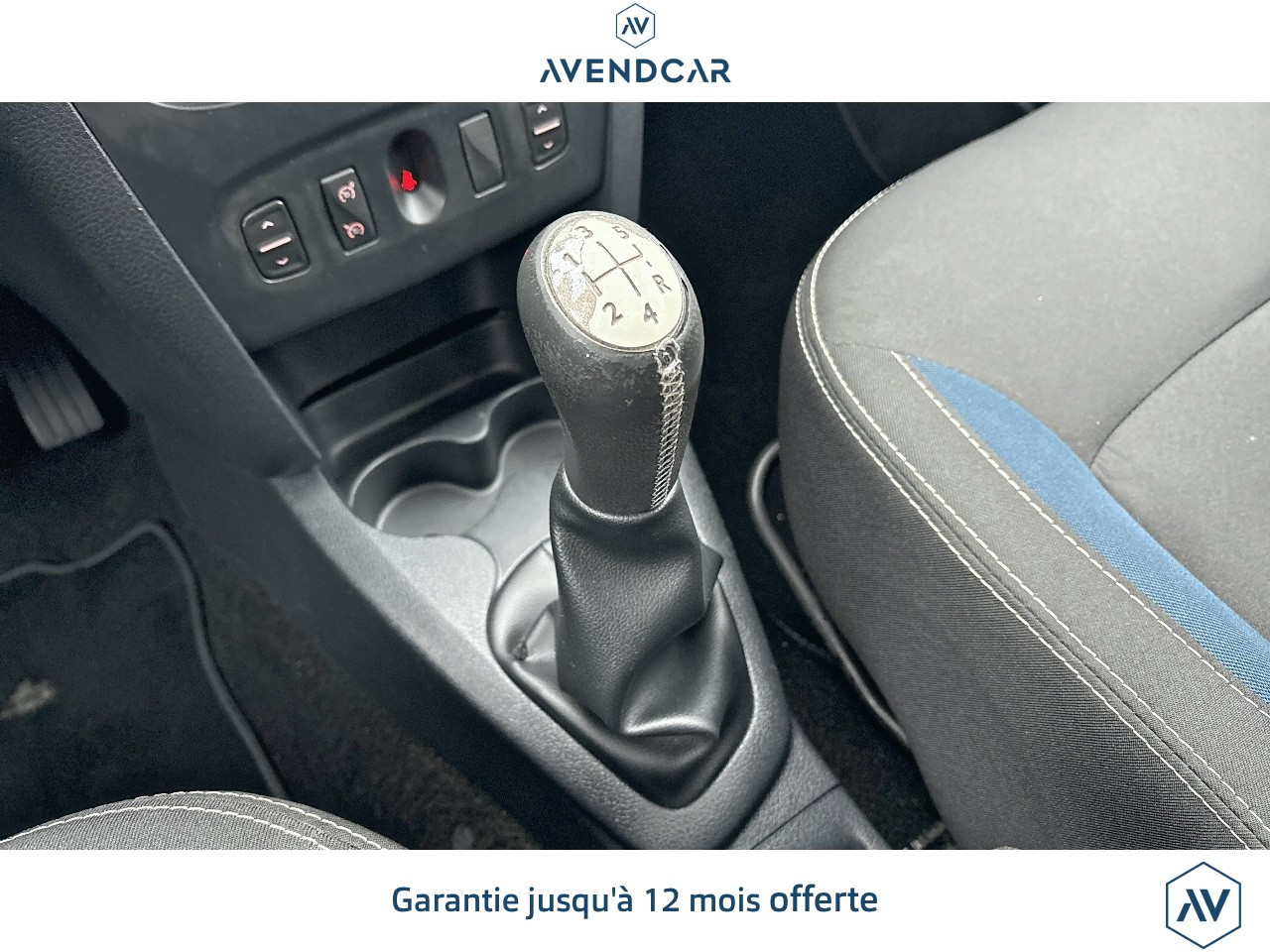 
                                                Voiture
                                                 SANDERO 1.2 75 SERIE LIMITEE 10ans SUREQUIPEE