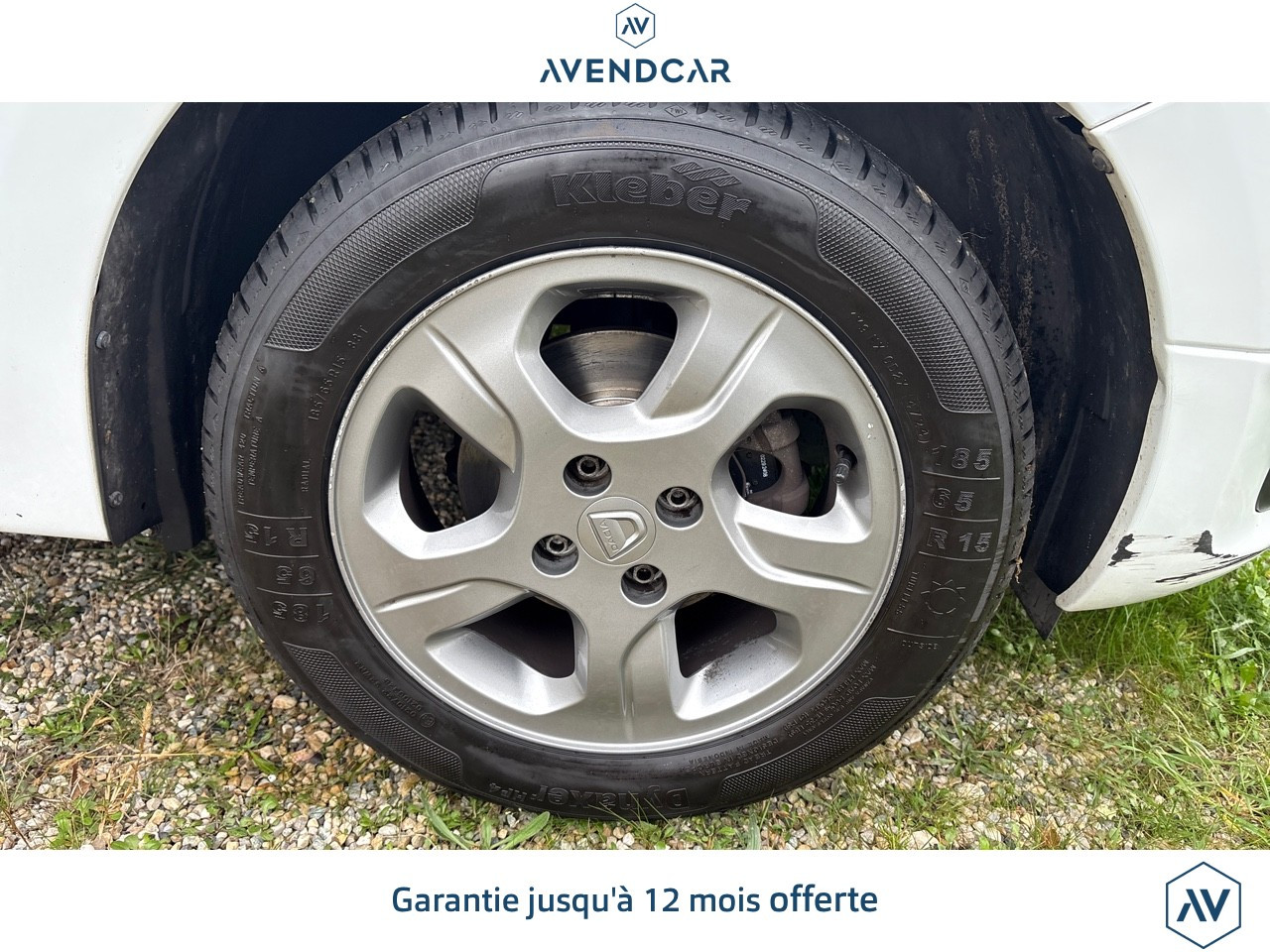 
                                                Voiture
                                                 SANDERO 1.2 75 SERIE LIMITEE 10ans SUREQUIPEE