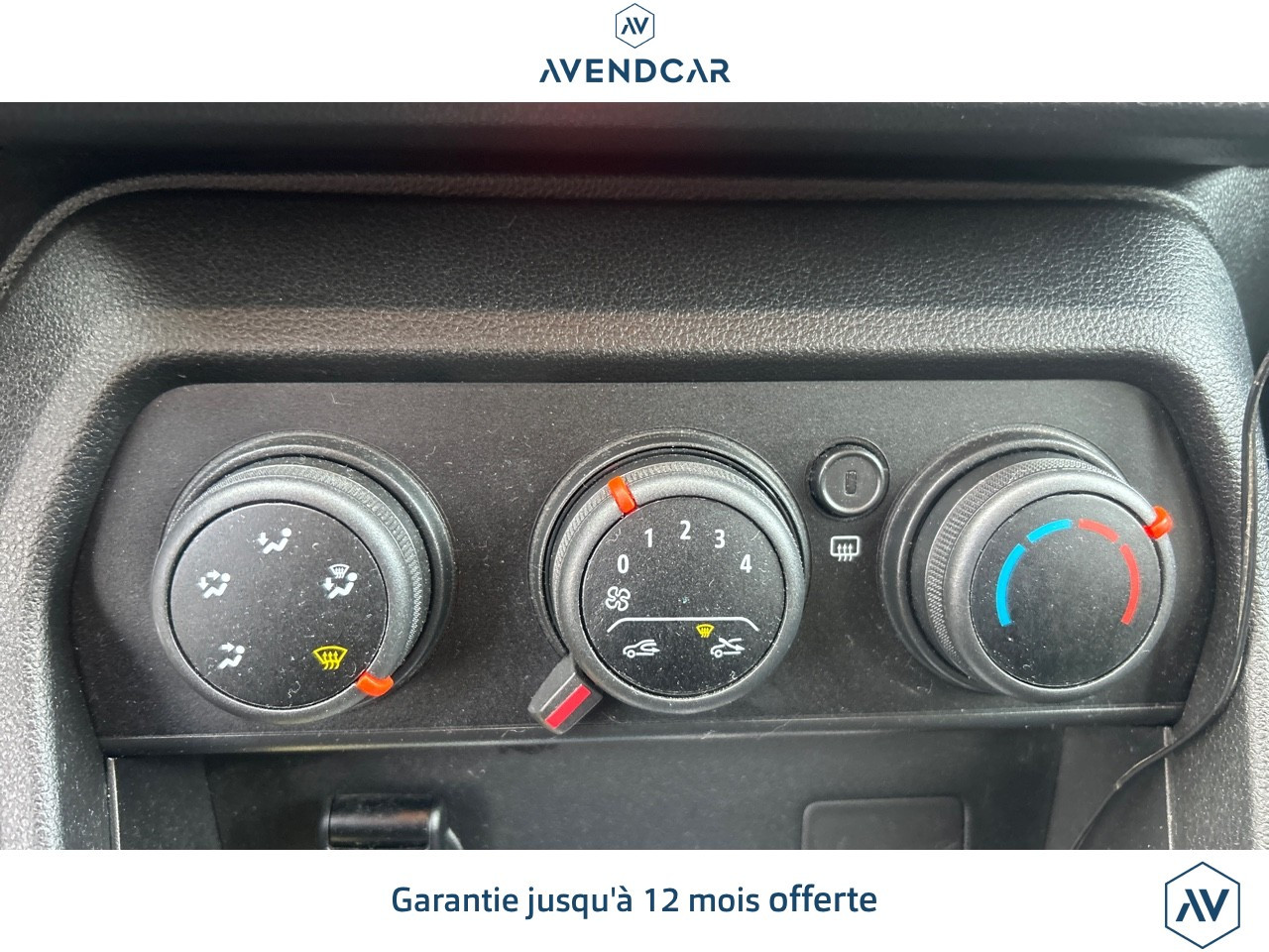 Voiture
                                                 SANDERO STEPWAY 1.0 ECO-G GPL 100 CONFORT