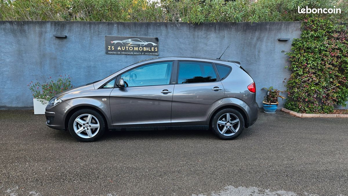 
                                                Voiture
                                                 SEAT ALTEA 1,2 TSI I-TECH 105cv