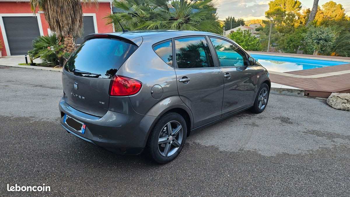 
                                                Voiture
                                                 SEAT ALTEA 1,2 TSI I-TECH 105cv