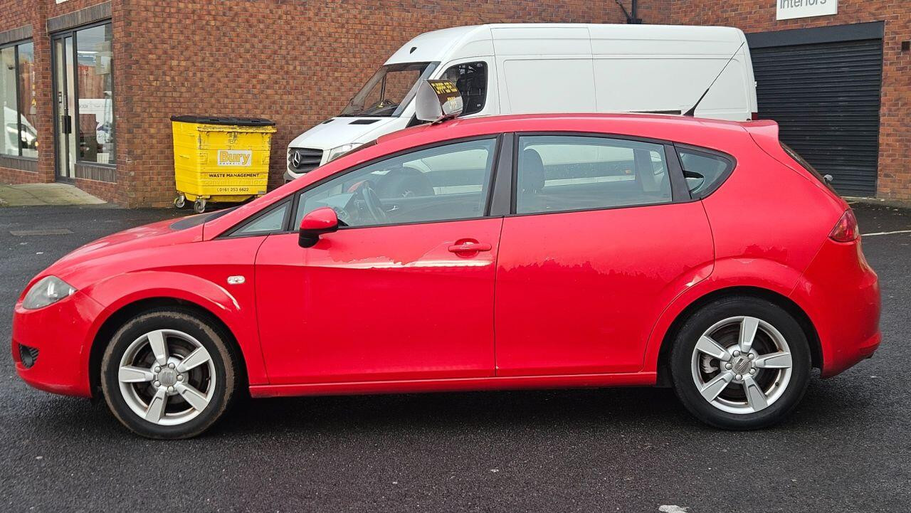 
                                                Voiture
                                                 SEAT Leon 1.6 8V Sport Hatchback 5dr Petrol Manual Euro 4 (102 bhp) MOT 1/27 PART SERVICE 102 ONLY