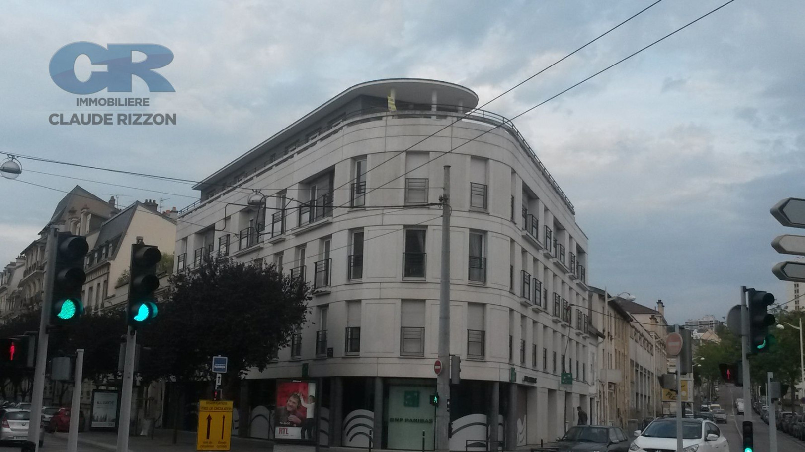 
                                                Vente
                                                 SECTEUR ANATOLE FRANCE - 4 pièces à vendre