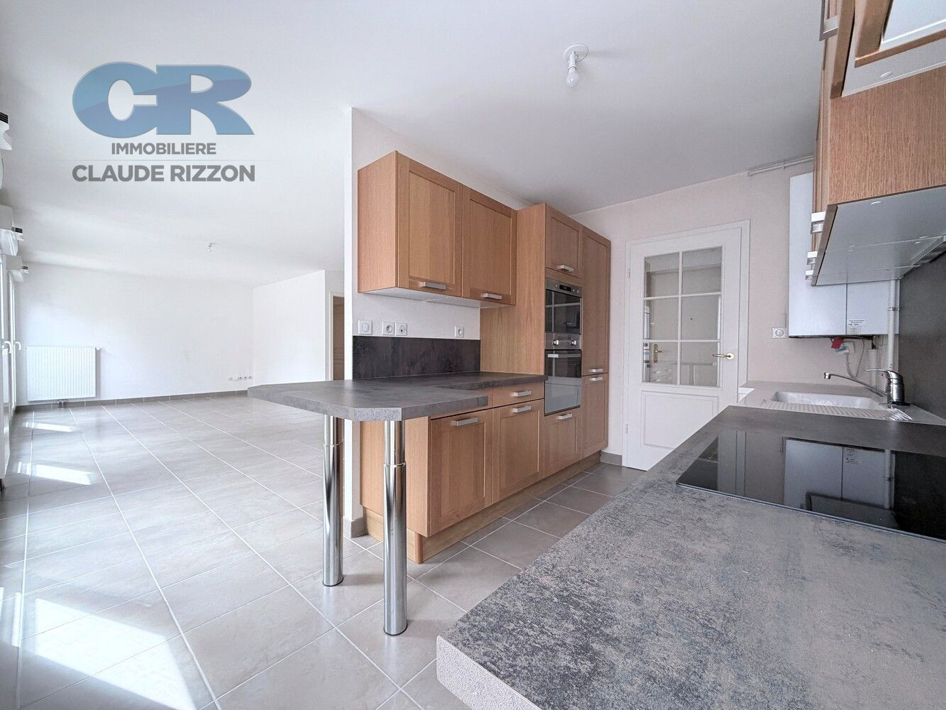 
                                                Vente
                                                 SECTEUR ANATOLE FRANCE - 4 pièces à vendre
