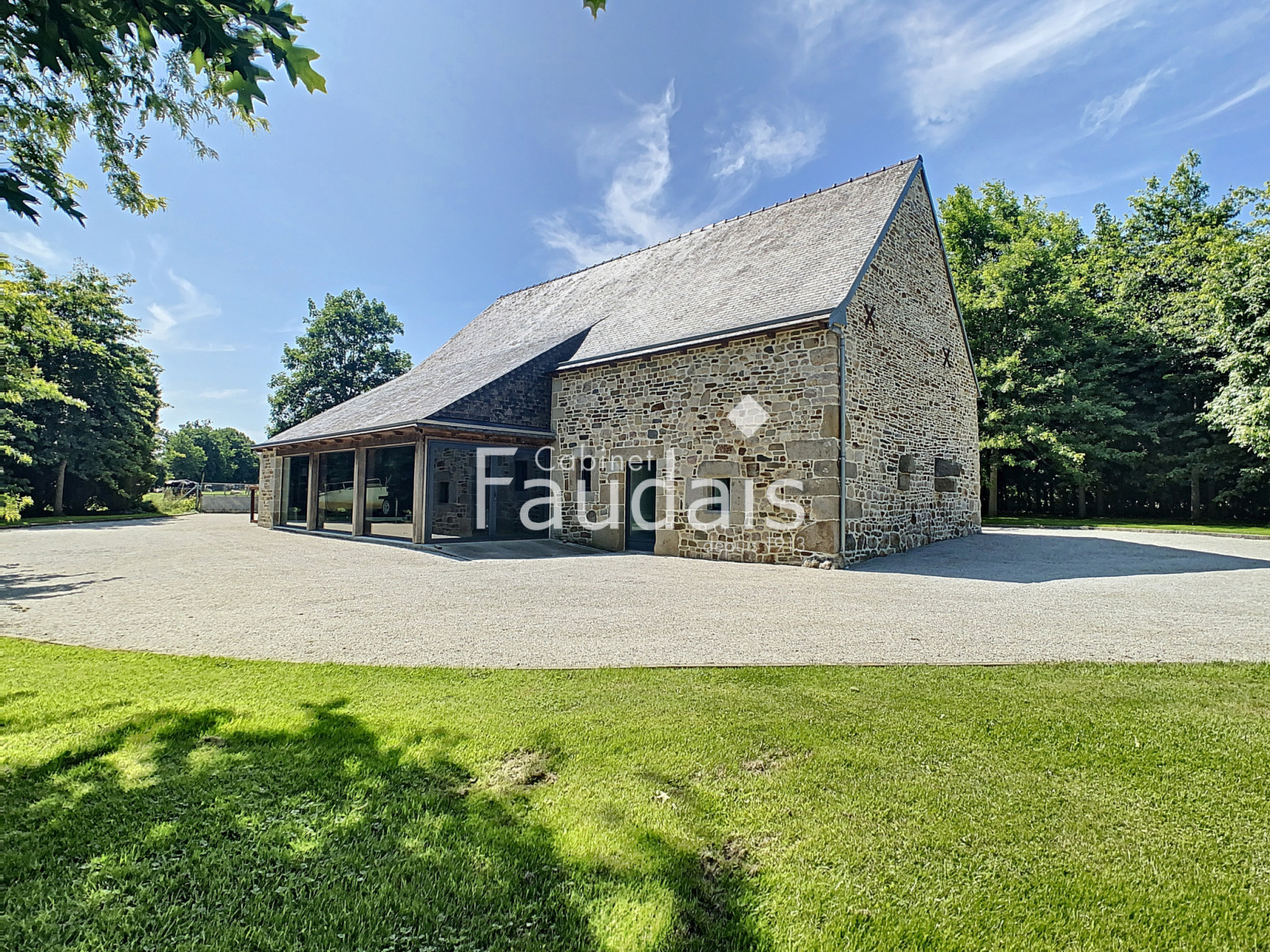 
                                                Vente
                                                 secteur SAINT SEVER au calme absolu