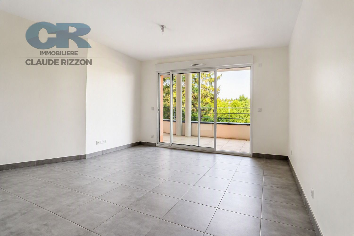 
                                                Vente
                                                 SECTEUR TROIS VILLES - 3 PIECES A VENDRE