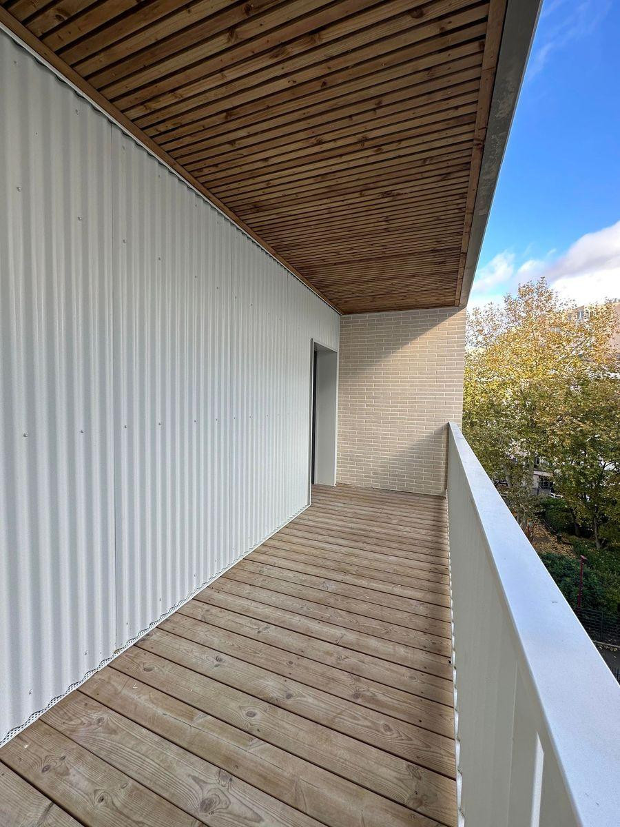
                                                Location
                                                 semi meublée neuf-4 pièces 90m2 - 70m2 Terrace