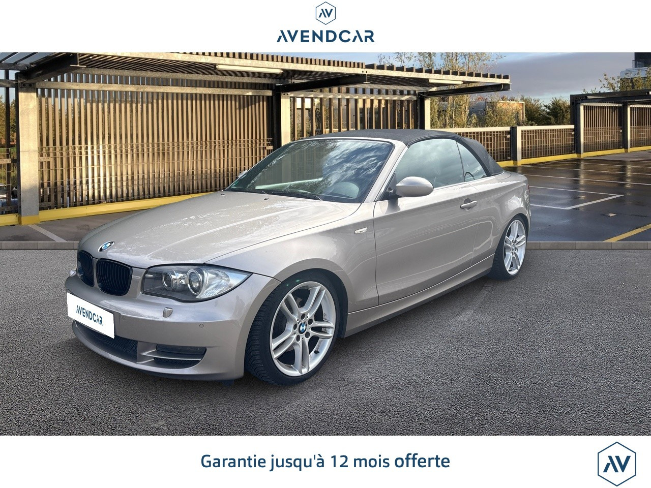 
                                                Voiture
                                                 SERIE 1 CABRIOLET 3.0 125 I 220 LUXE