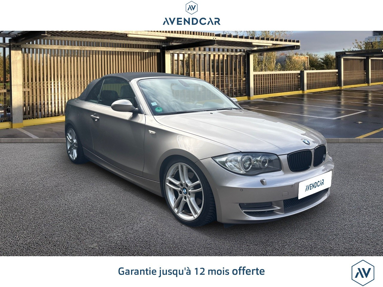 
                                                Voiture
                                                 SERIE 1 CABRIOLET 3.0 125 I 220 LUXE