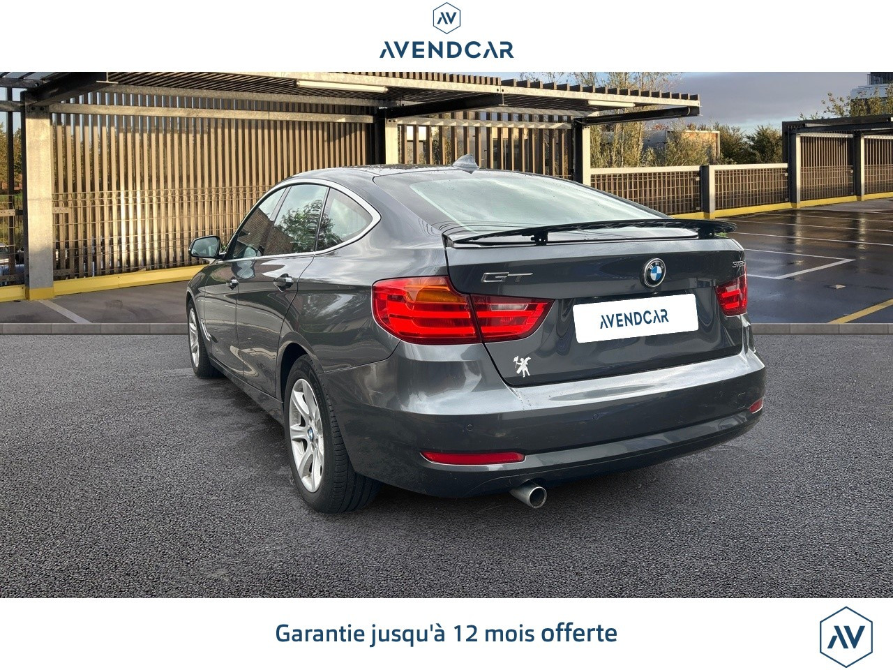 
                                                Voiture
                                                 SERIE 3 grand-tourismo 2.0 318d 145lounge