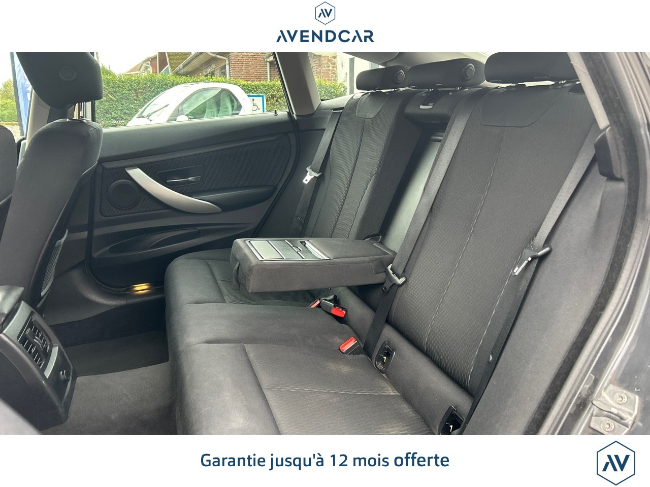 
                                                Voiture
                                                 SERIE 3 grand-tourismo 2.0 318d 145lounge