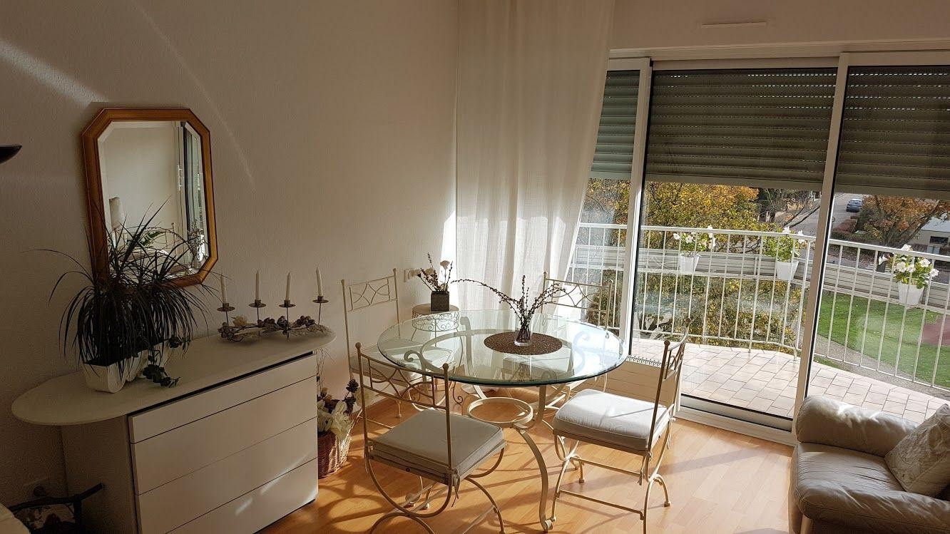 
                                                Location
                                                 SITUATION CALME