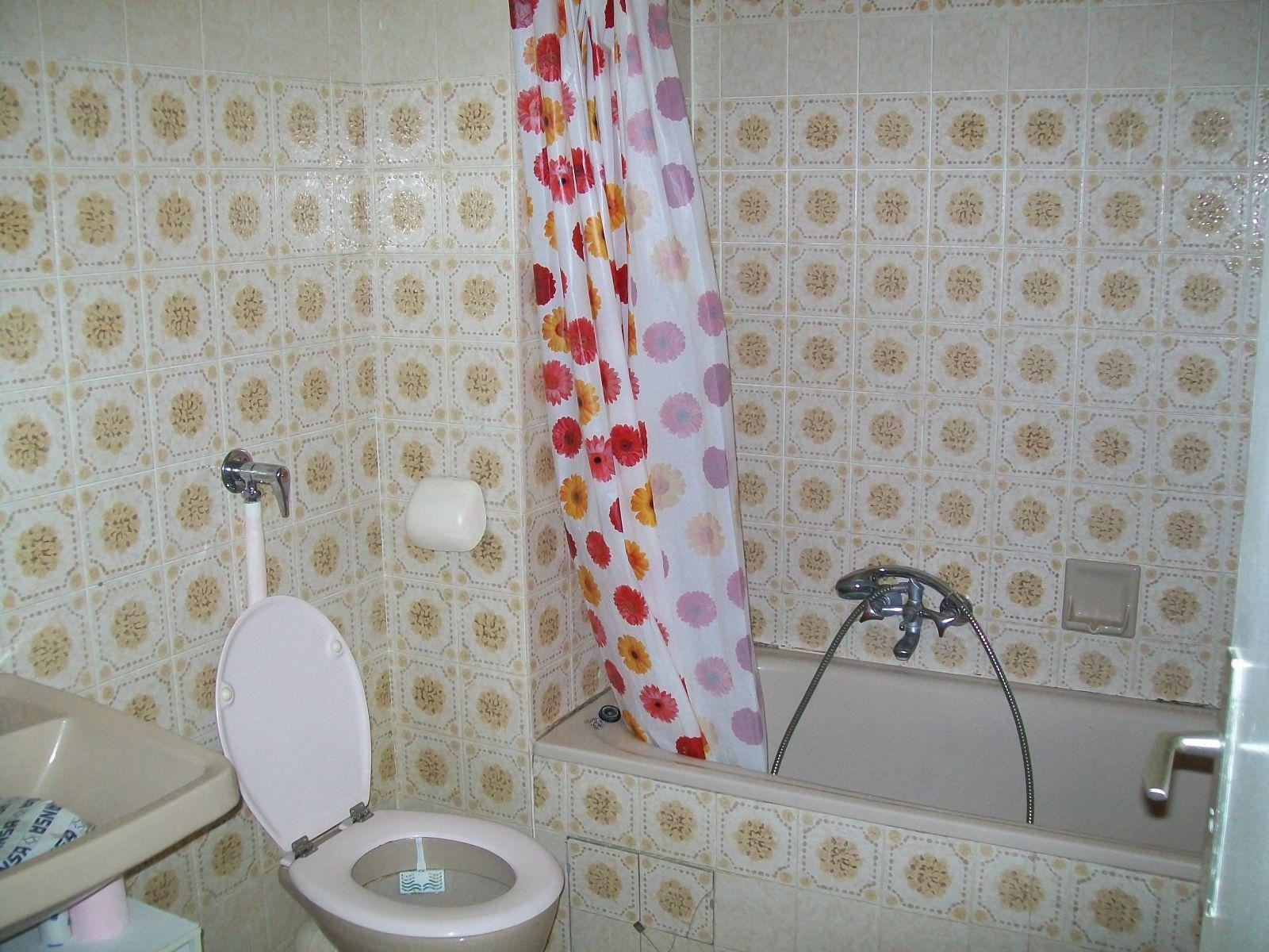 
                                                Location
                                                 SITUATION CALME