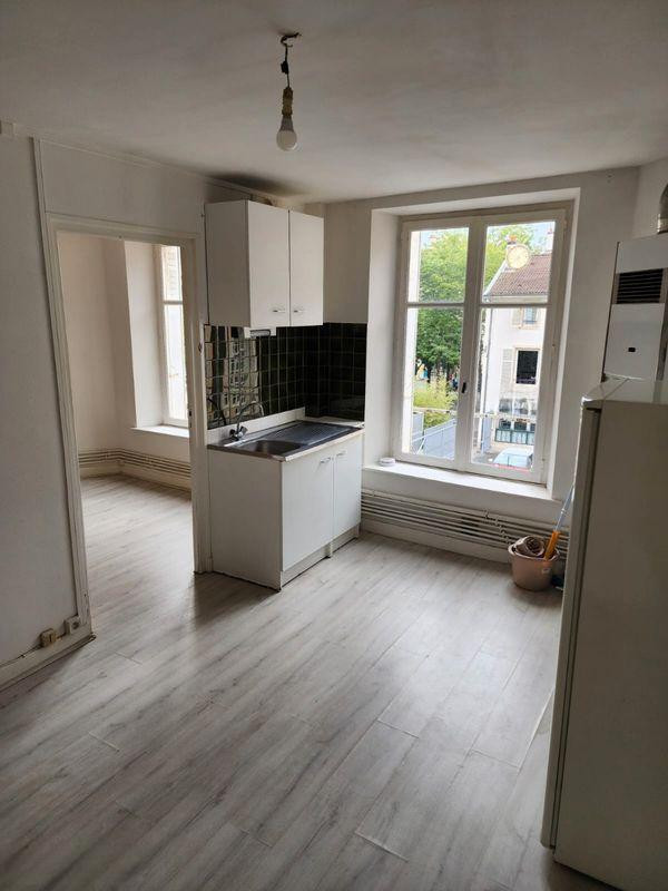 
                                                Location
                                                 Sous location F2 : 2 pièces de 31m²