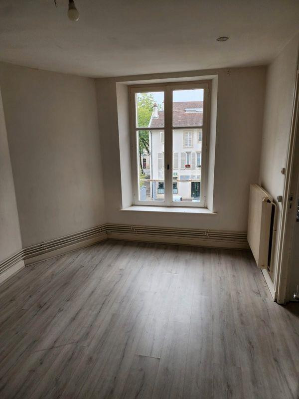 
                                                Location
                                                 Sous location F2 : 2 pièces de 31m²