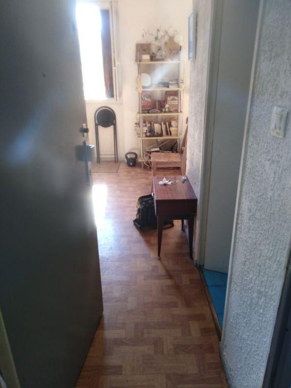 
                                                Location
                                                 Sous-location studio 25m²