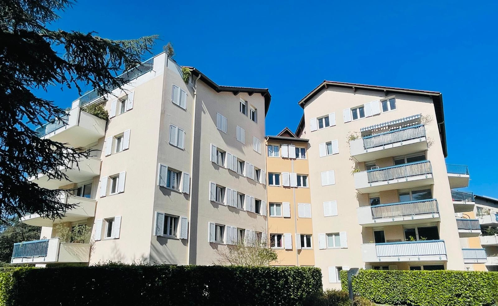 
                                                Vente
                                                 SOUS OFFRE - Magnifique Appartement Familial - Quartier Saint Just - Lyon 5