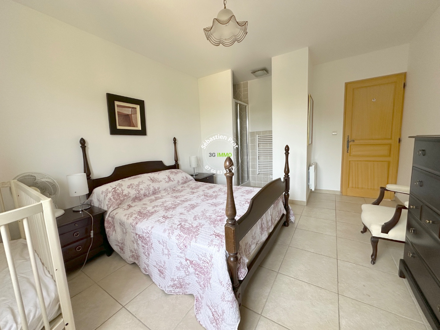 
                                                Vente
                                                 Spacieuse demeure de 9 pièces, 235m²