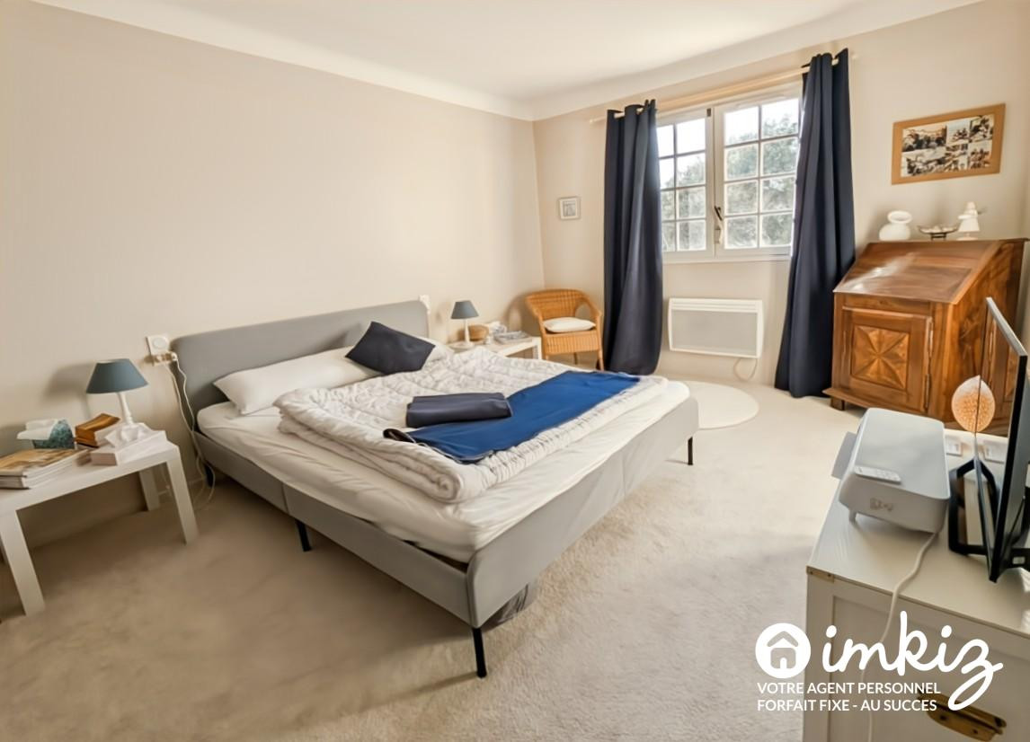 
                                                Vente
                                                 Spacieuse maison 4 chambres - 10 mn des plages