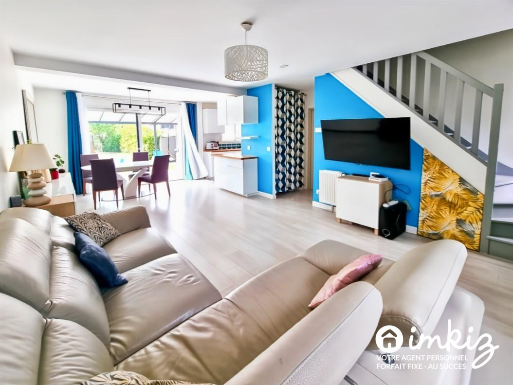 
                                                Vente
                                                 Spacieuse maison individuelle 6 pièces