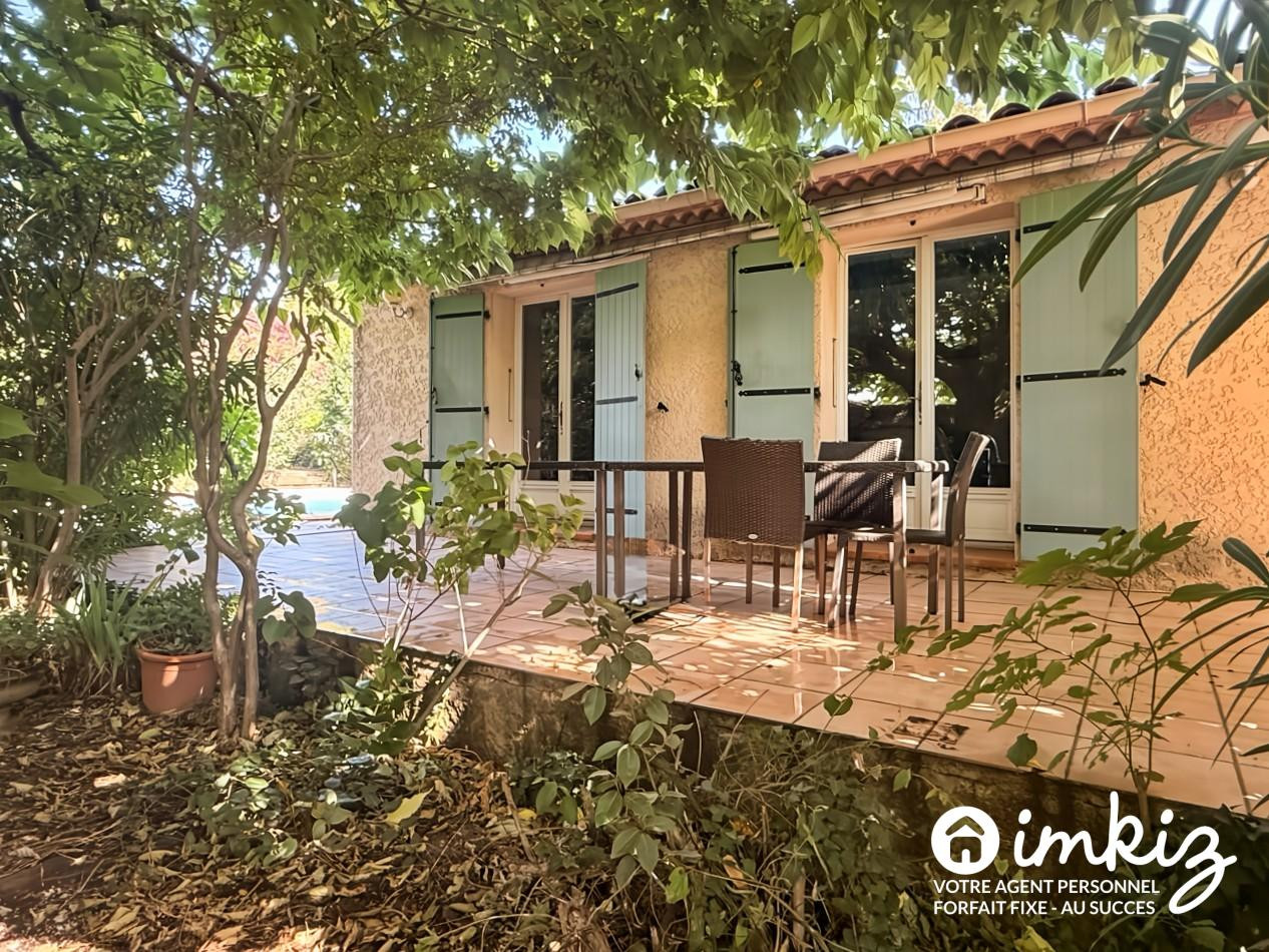 
                                                Vente
                                                 Spacieuse villa familiale avec piscine et garage