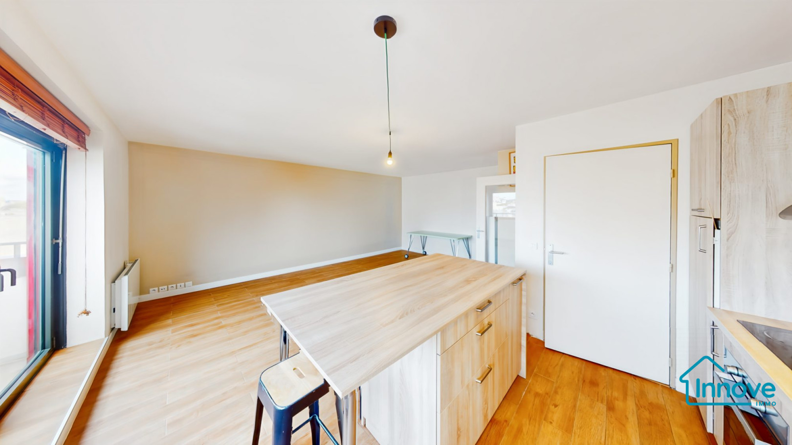 
                                                Vente
                                                 Spacieux 2 pièces 75014 - 51 m²