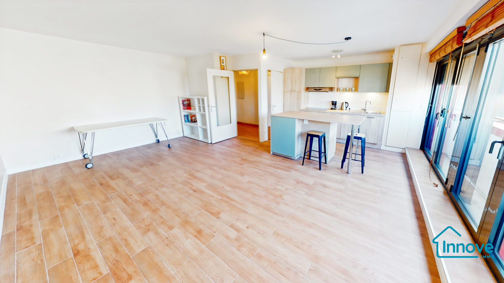 
                                                Vente
                                                 Spacieux 2 pièces 75014 - 51 m²