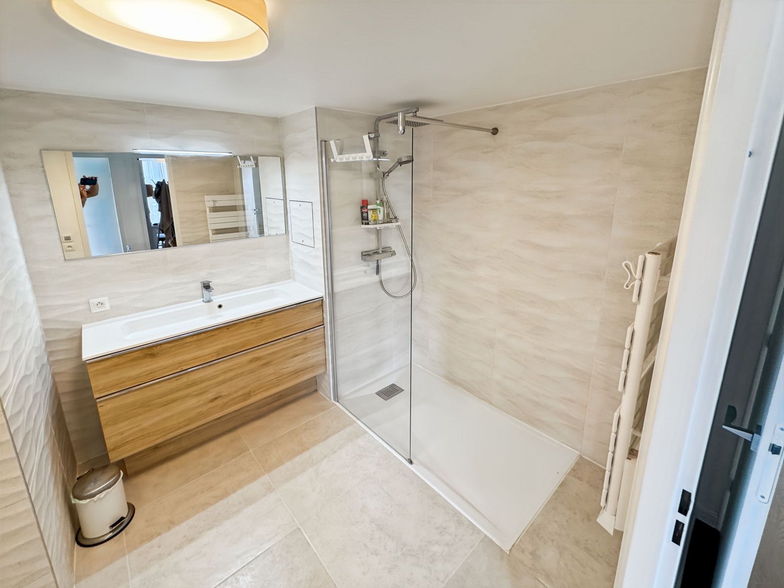 
                                                Location
                                                 Spacieux 4 Pièces avec Balcon et Parking à Puteaux – Passage Voltaire (loyer tout inclus)