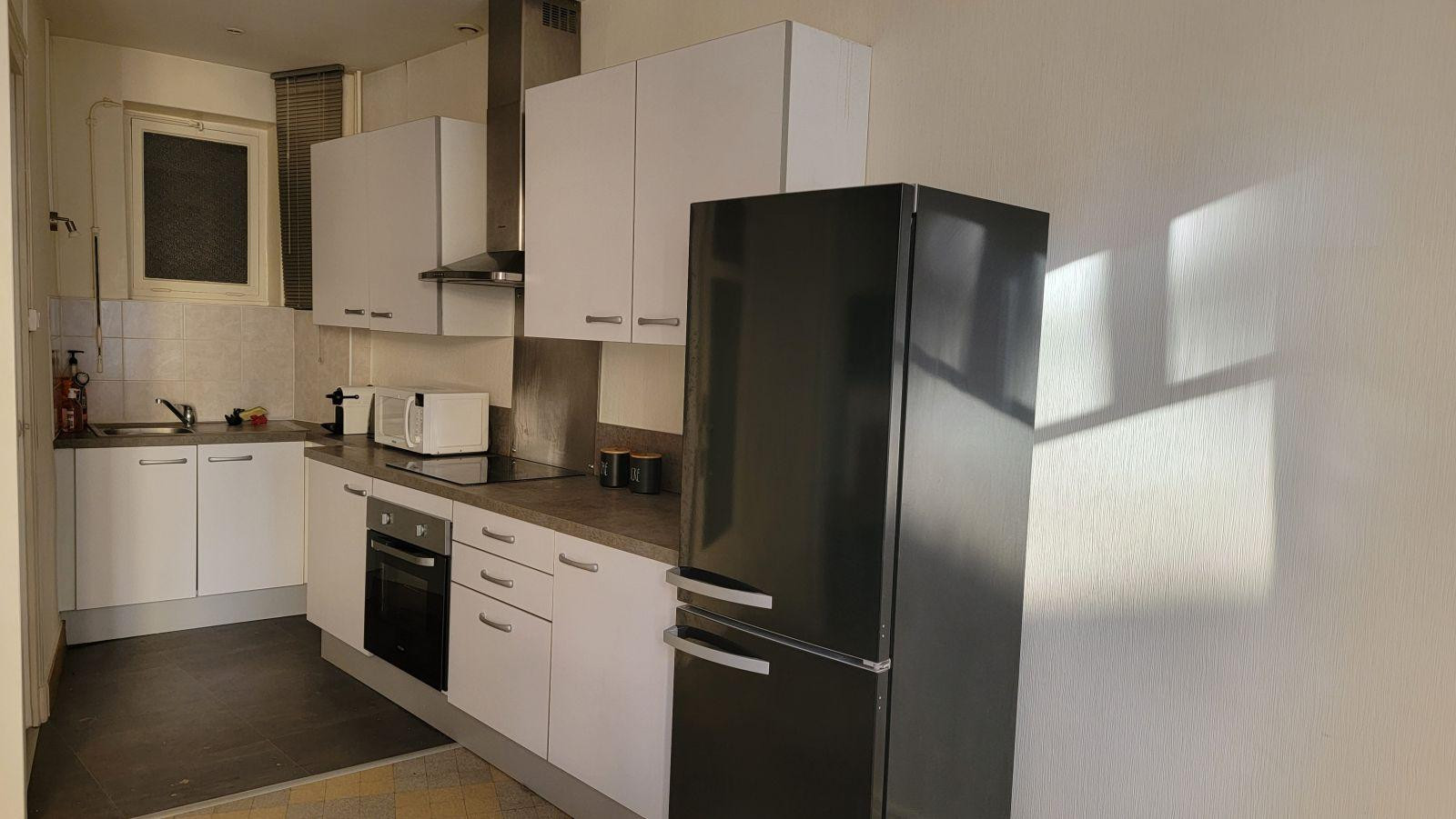 
                                                Location
                                                 Spacieux lumineux T2 de 59m2 centre ville 550€