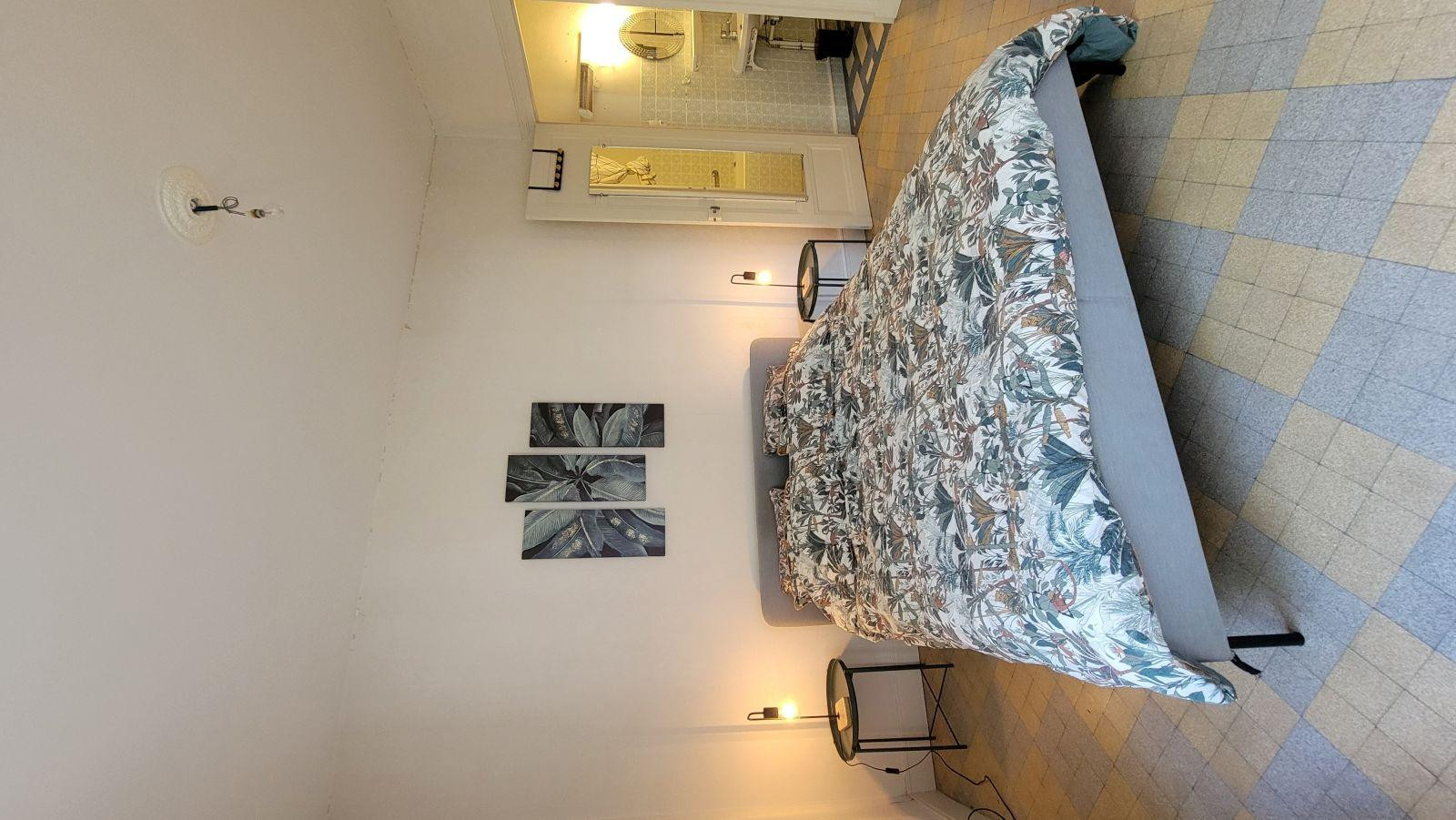 
                                                Location
                                                 Spacieux lumineux T2 de 59m2 centre ville 550€