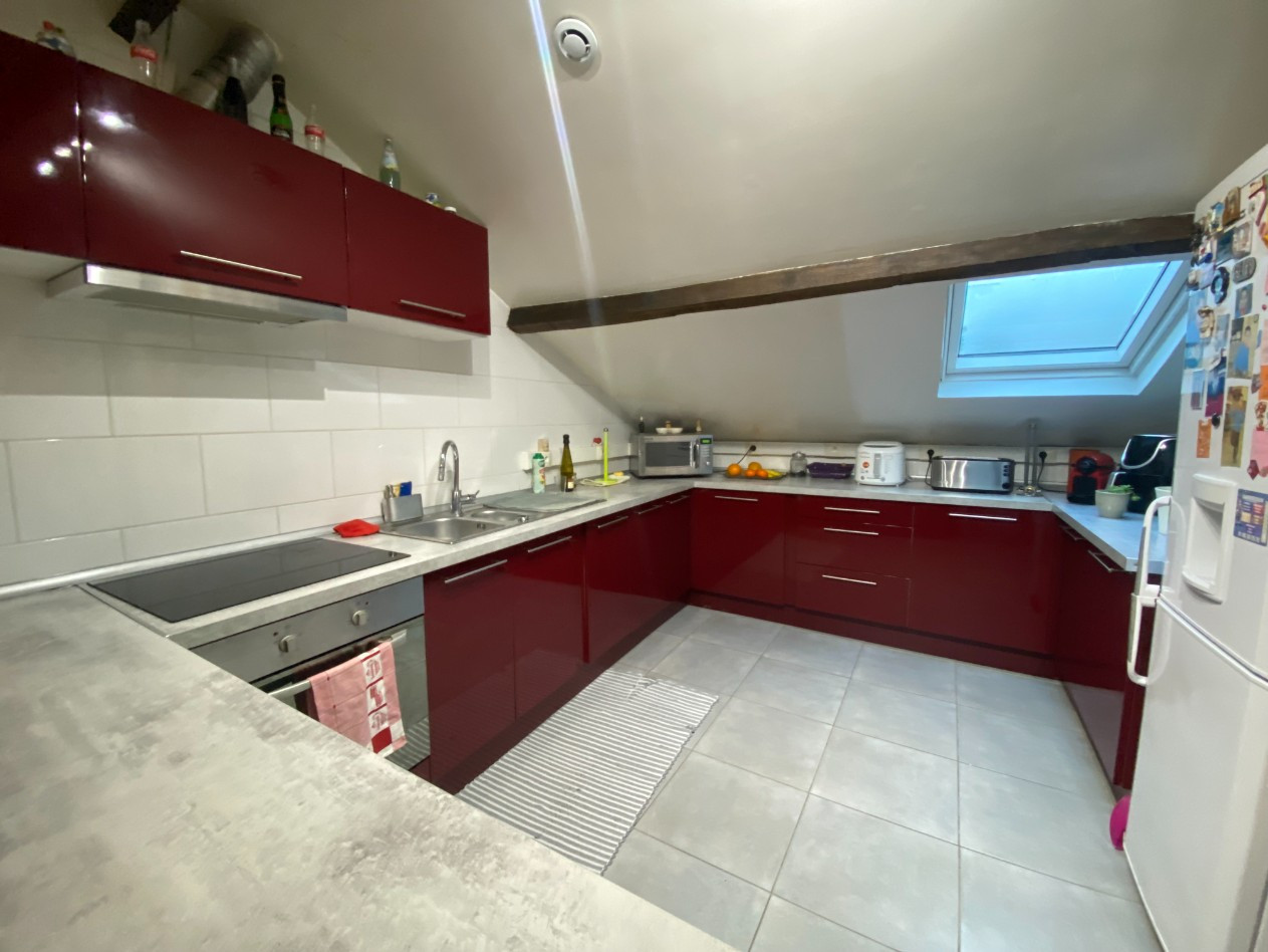 
                                                Location
                                                 Spacieux T3 69m² - AUBERVILLIERS