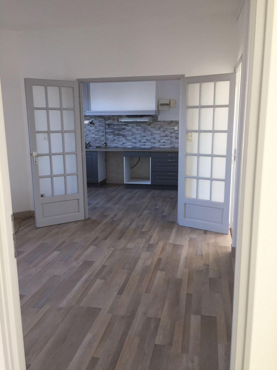 
                                                Location
                                                 Spacieux T4