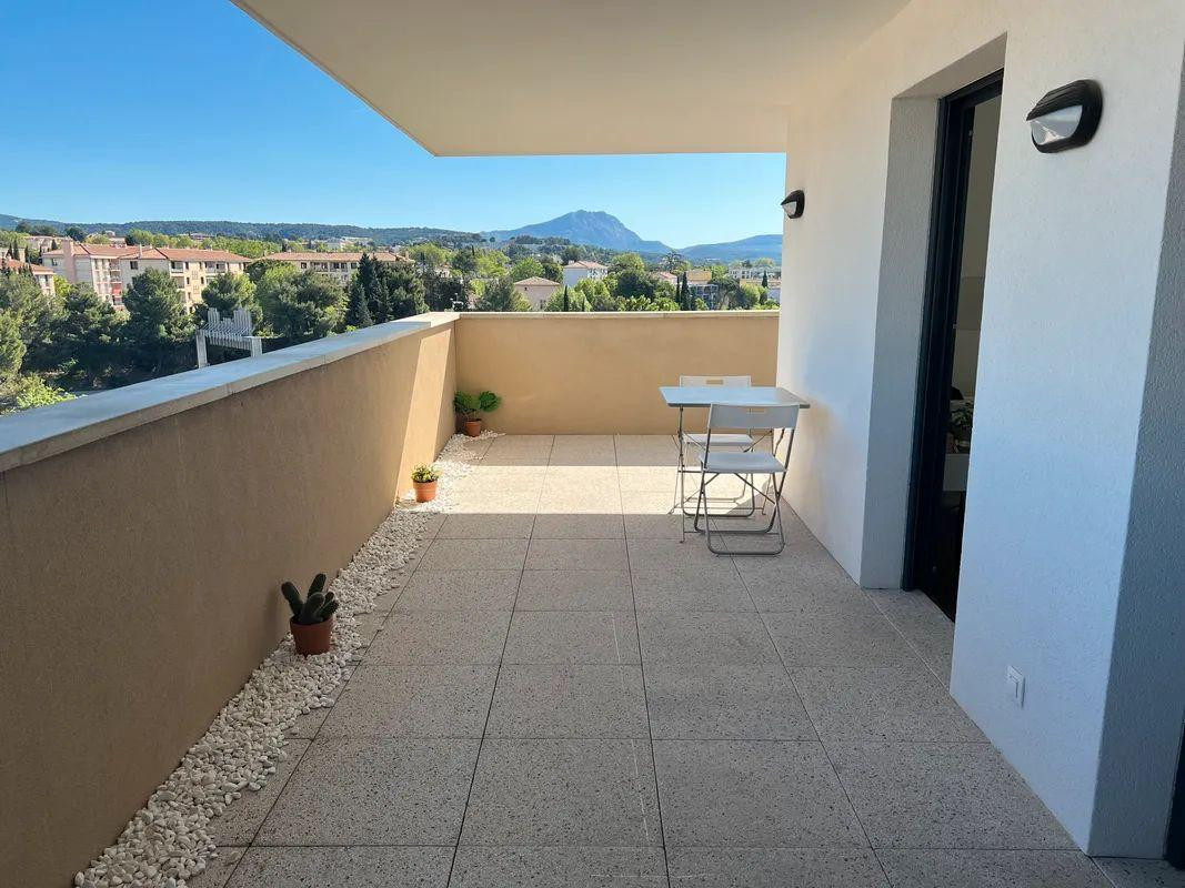 
                                                Location
                                                 Splendide 2 pièces meublée 42m² +terrasse à Aix