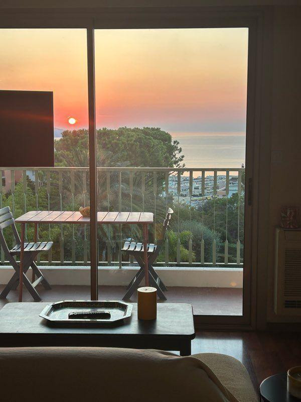 
                                                Location
                                                 Splendide Appartement 2P vue Mer