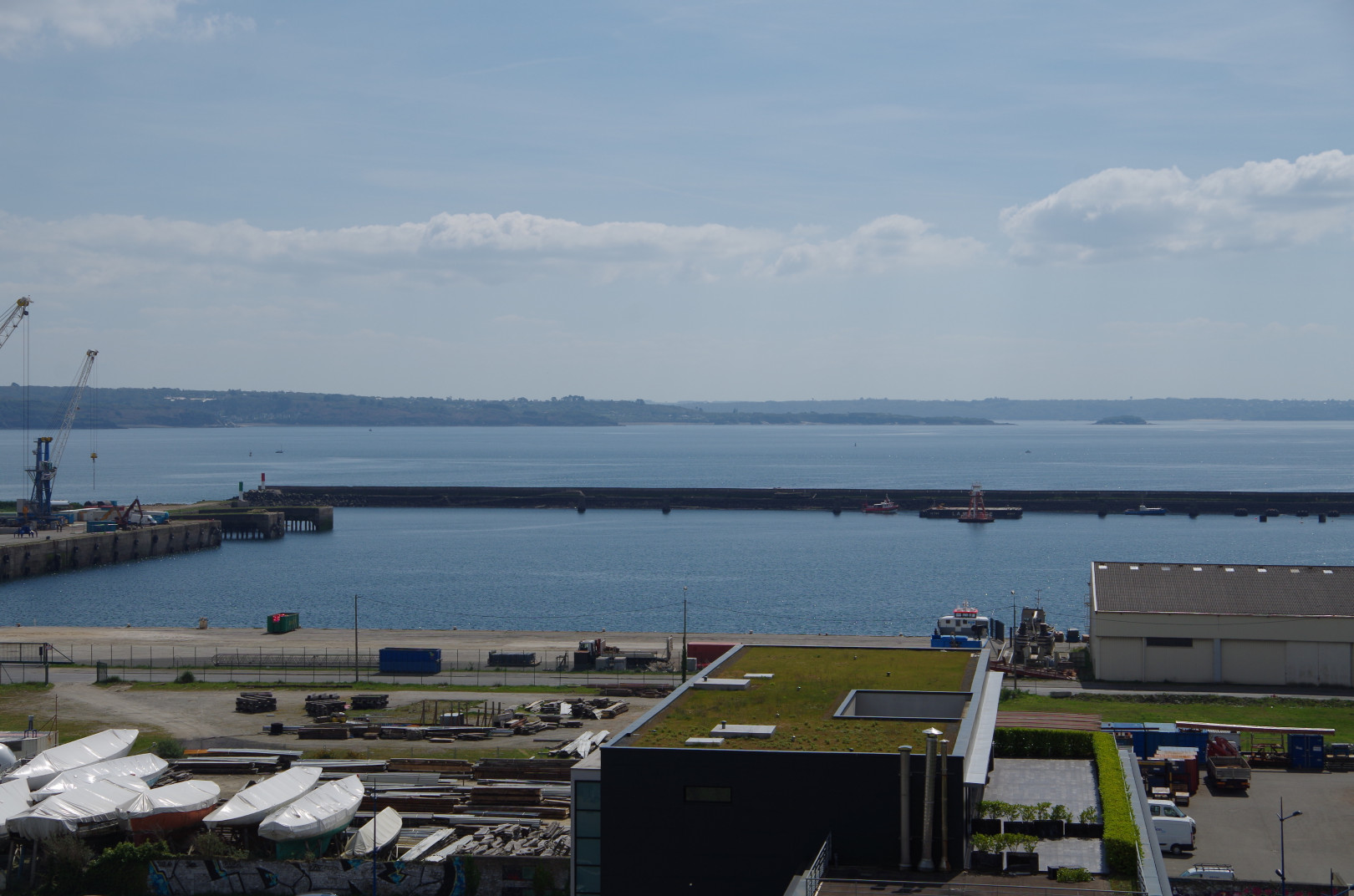 
                                                Vente
                                                 Splendide Appartement Contemporain vue Mer avec Terrasse à Brest