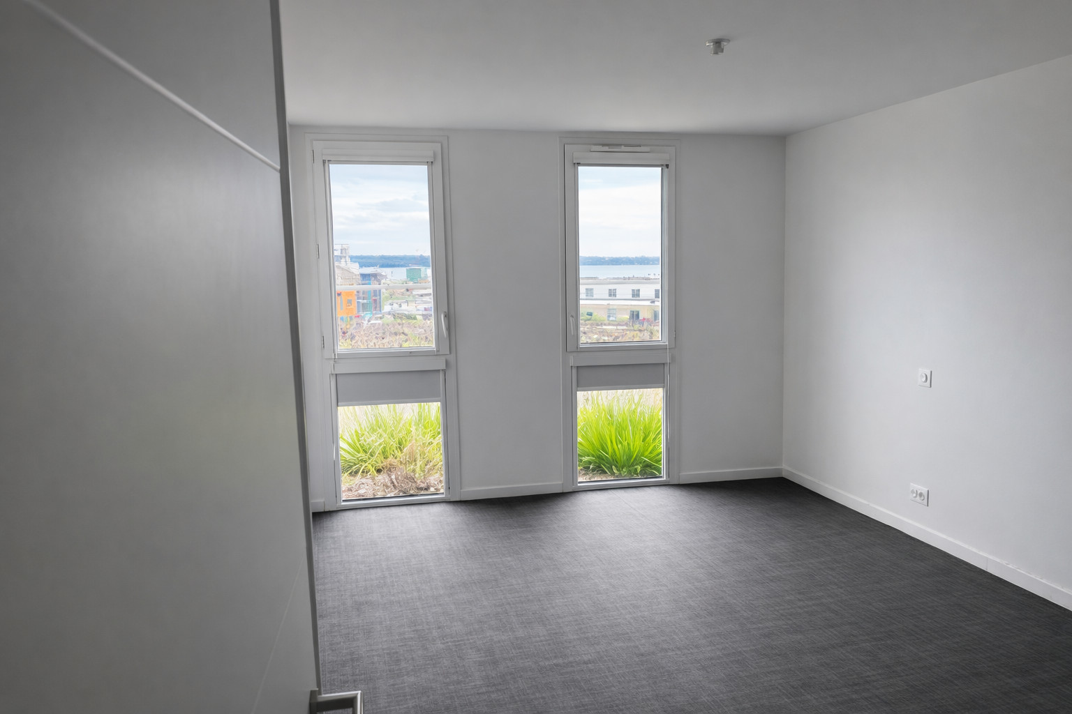 
                                                Vente
                                                 Splendide Appartement Contemporain vue Mer avec Terrasse à Brest