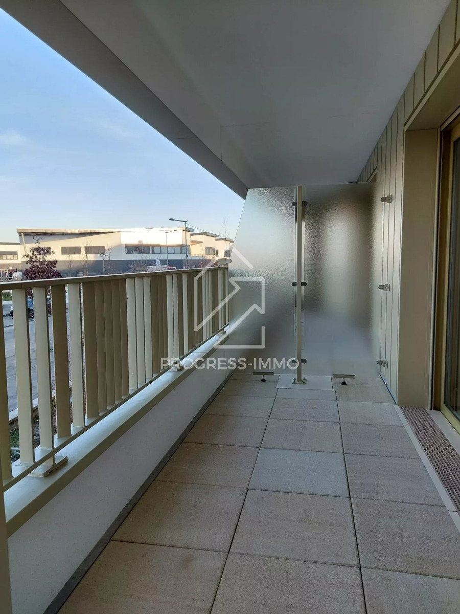 
                                                Location
                                                 St Cyr studio de 29,16 m2 avec balcon et parking