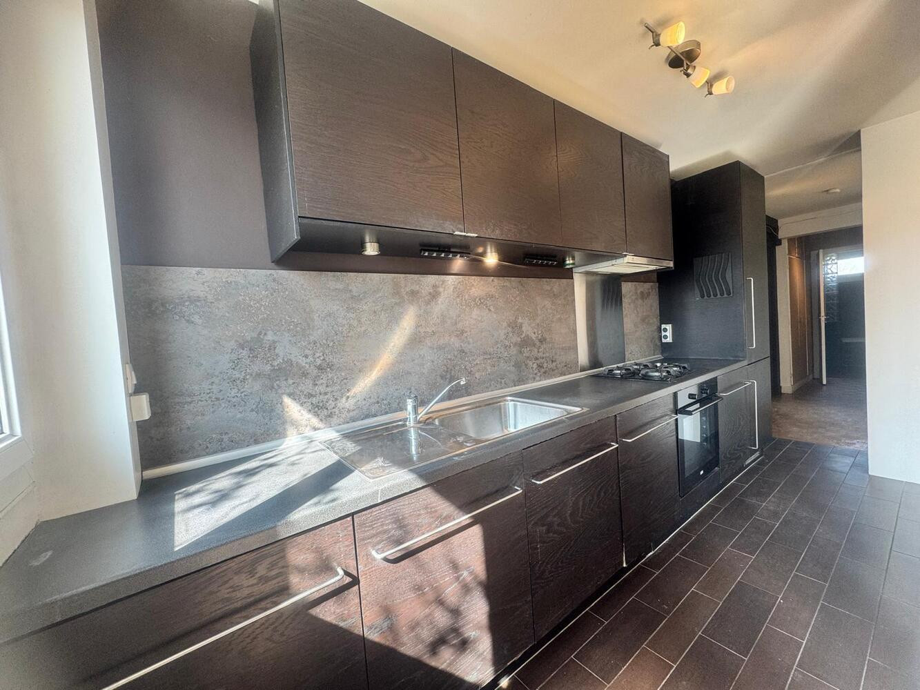 
                                                Vente
                                                 St-Maur Le Parc 2-3 pièces de 56m2