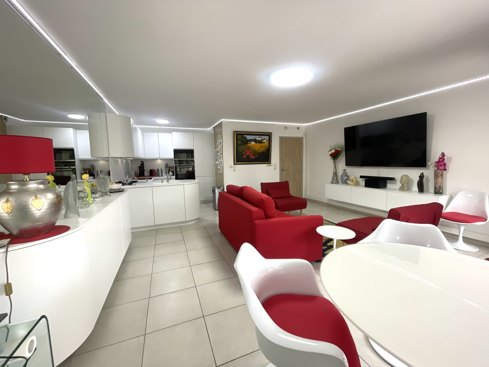 
                                                Vente
                                                 St Raphaël Appartement 3 pièce(s) 76m2 Terrasse Garage Piscine