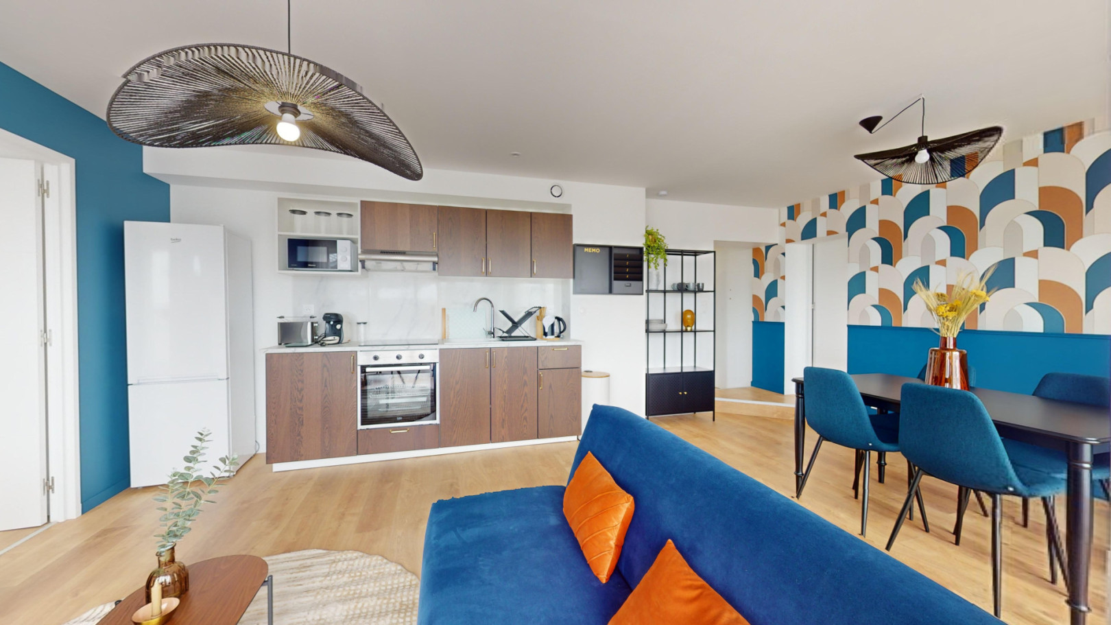 
                                                Location
                                                 STADE M