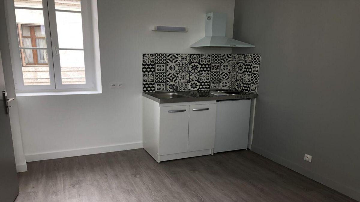 
                                                Location
                                                 Stdio Angoulême centre ville