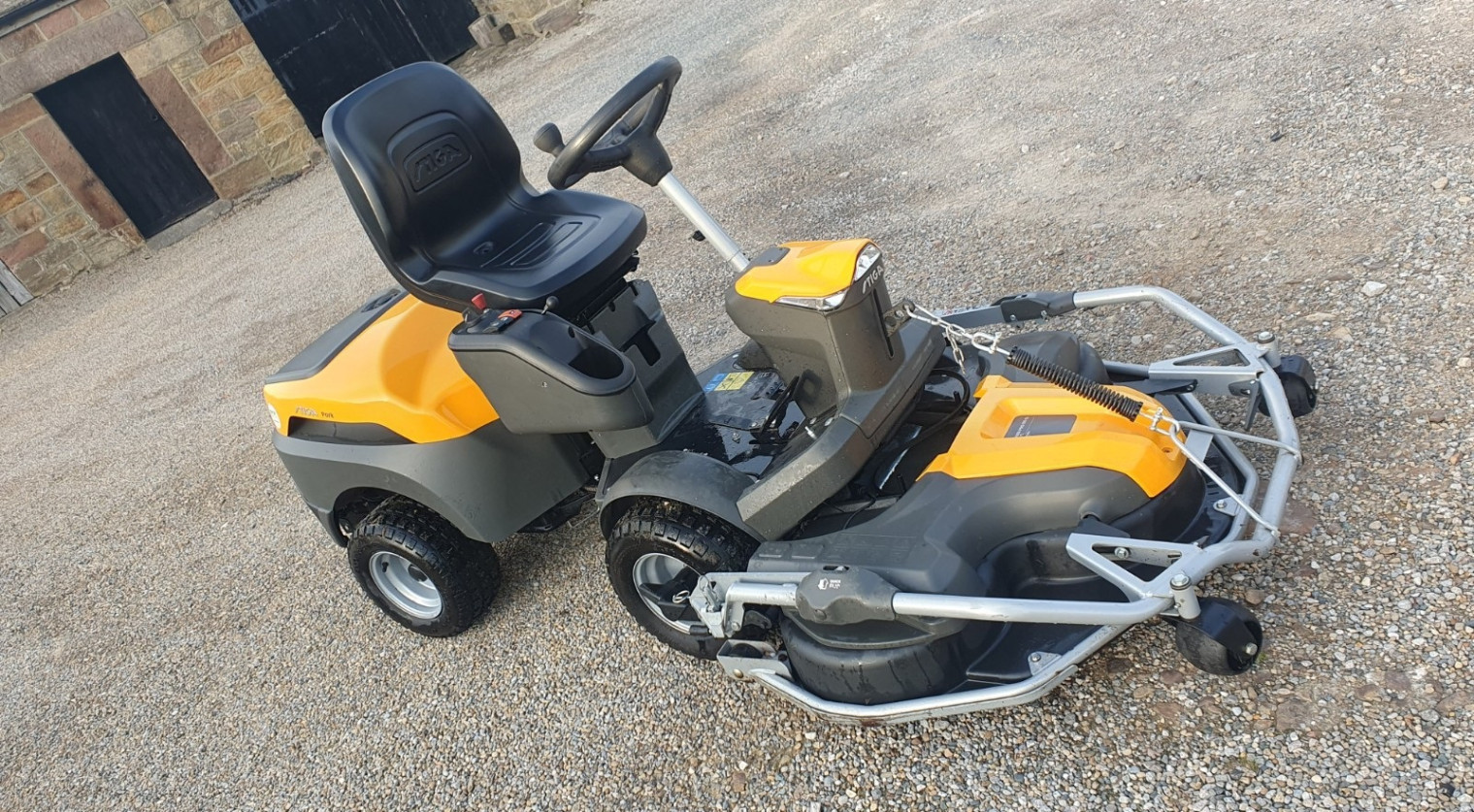 
                                                Jardinage
                                                 Stiga 700WX 4x4 de 2025 - 25 h d'utilisation