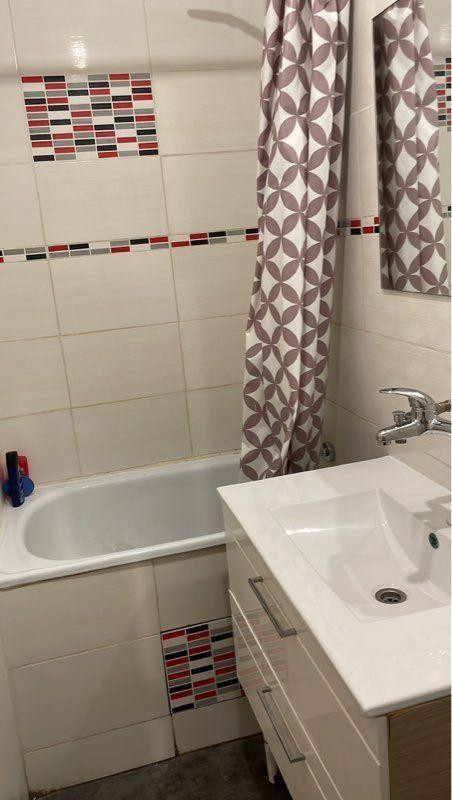 
                                                Location
                                                 Studette 9m2