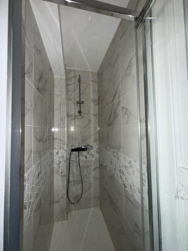 
                                                Location
                                                 Studette de 10m2 - Paris 15 - 7e sans ascenseur