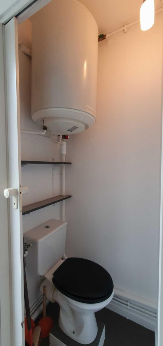 
                                                Location
                                                 Studette Paris 10
