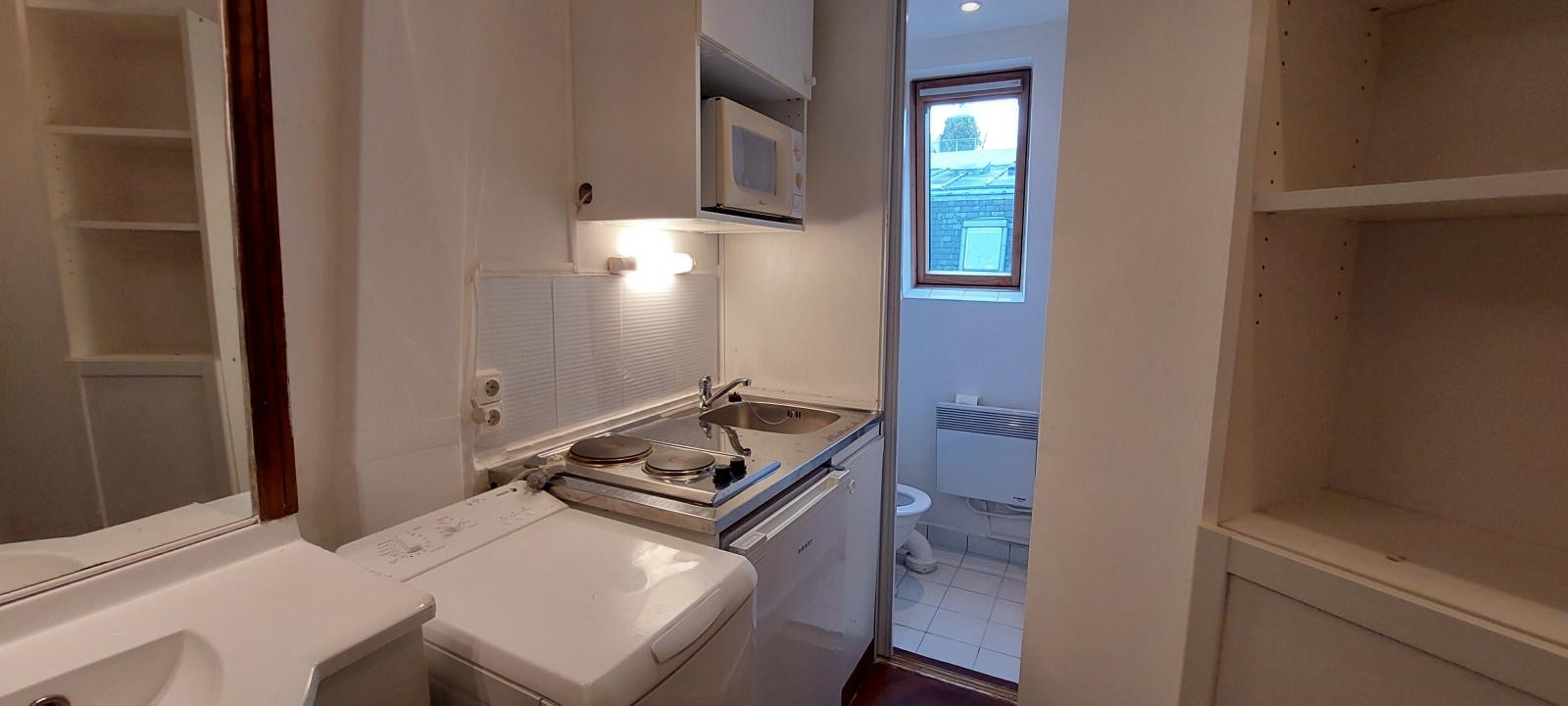 
                                                Colocation
                                                 Studette Paris 17/ Courcelles