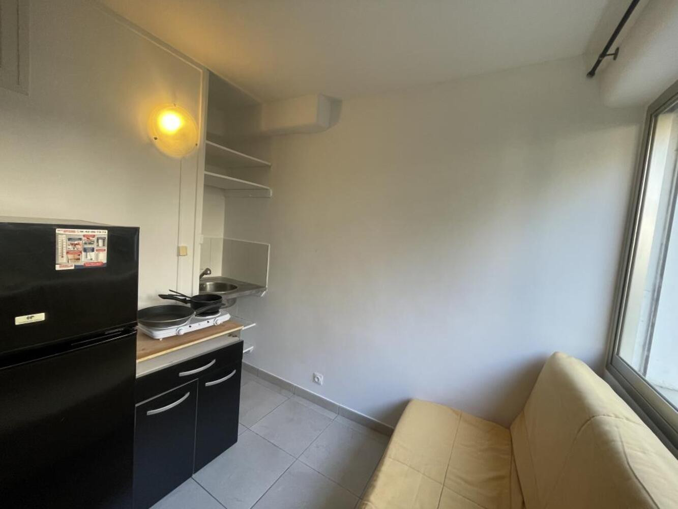
                                                Location
                                                 Studio 0 pièce
