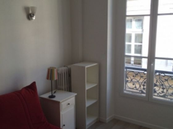 
                                                Location
                                                 Studio 1 pièce 15 m²